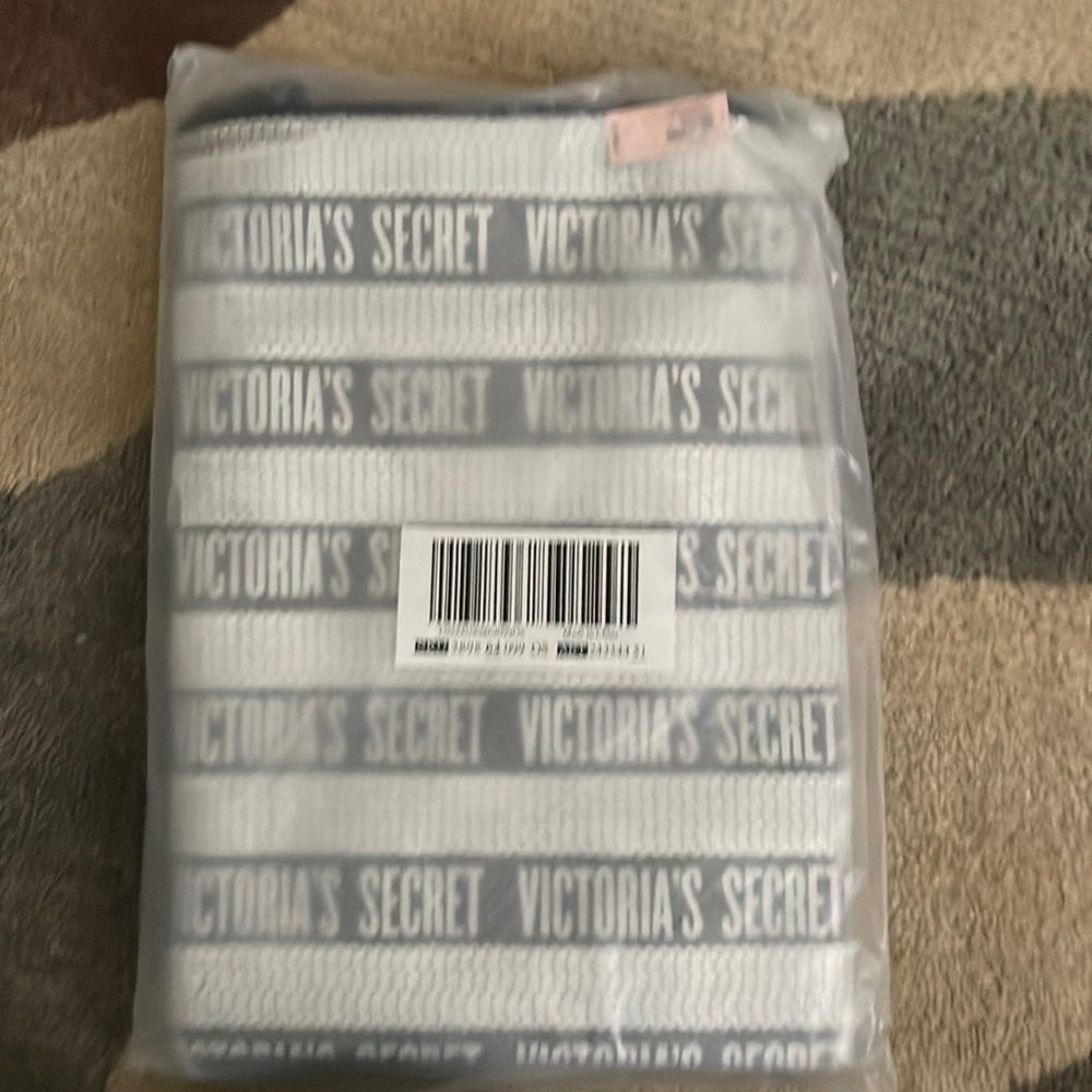 VS tote. New with tags. Black and silver sequence.